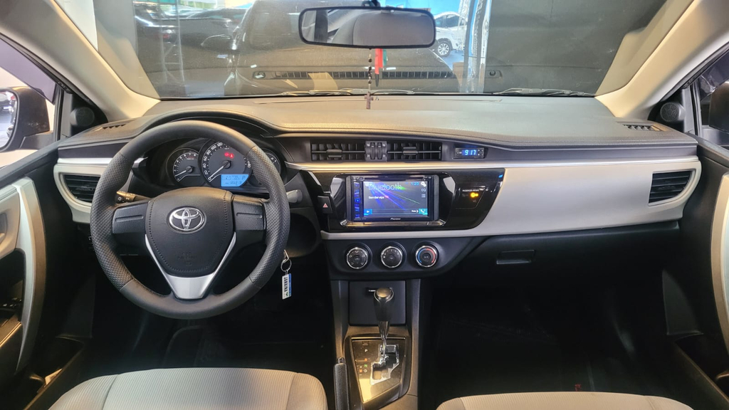 Toyota Corolla Cinza