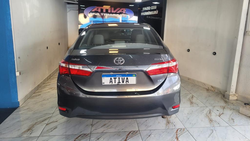 Toyota Corolla Cinza