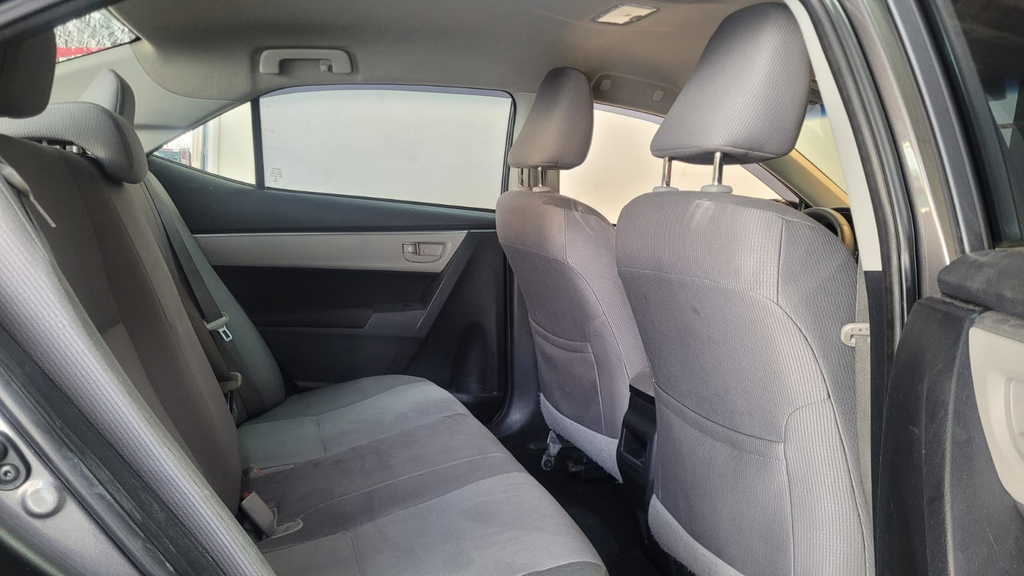 Toyota Corolla Cinza