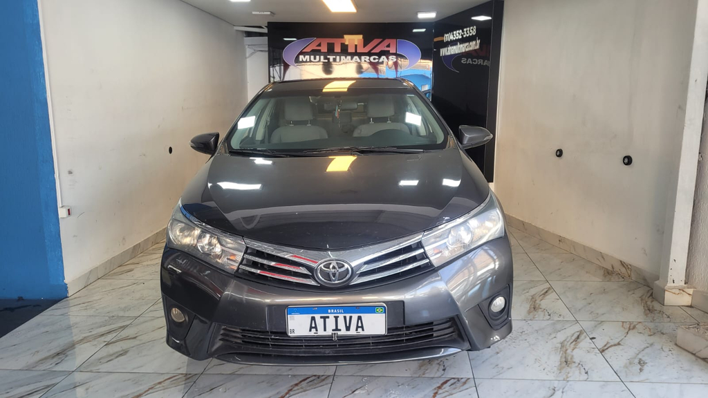 Toyota Corolla Cinza