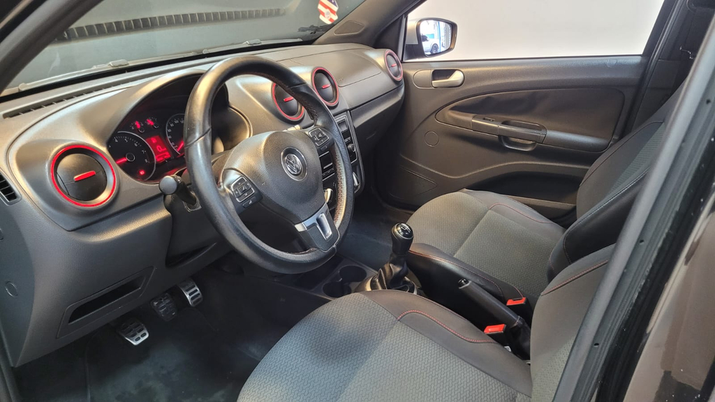 Volkswagen Gol Preto