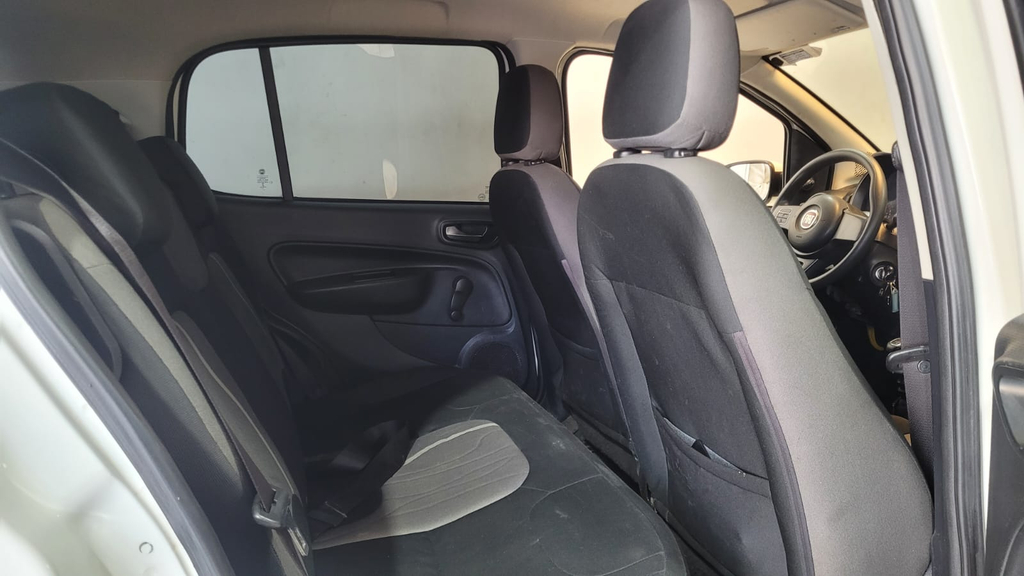 Fiat Uno Branco