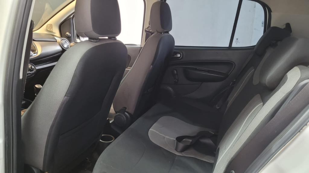 Fiat Uno Branco