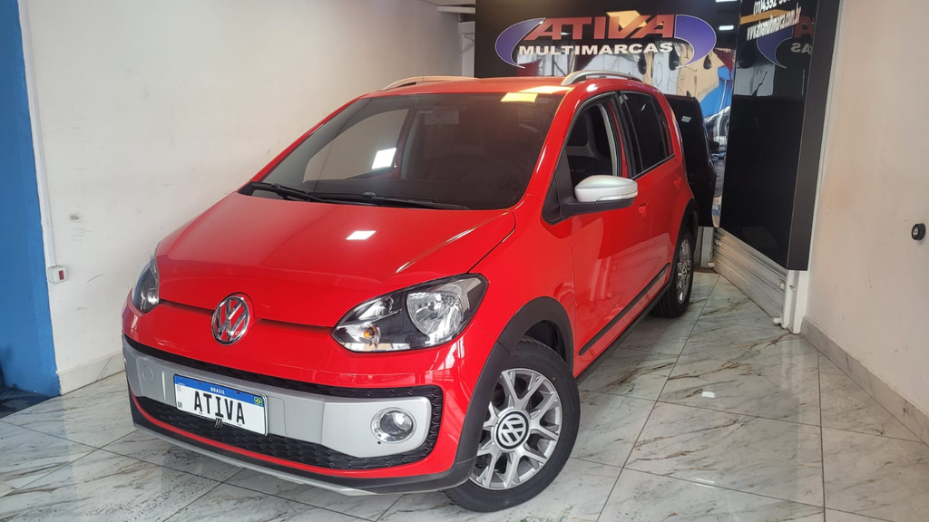 Volkswagen up! cross Vermelho