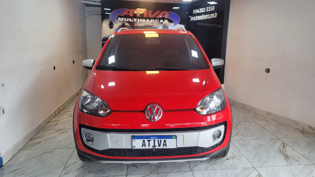 Volkswagen up! cross Vermelho