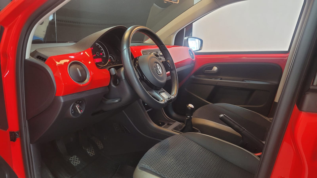 Volkswagen up! cross Vermelho