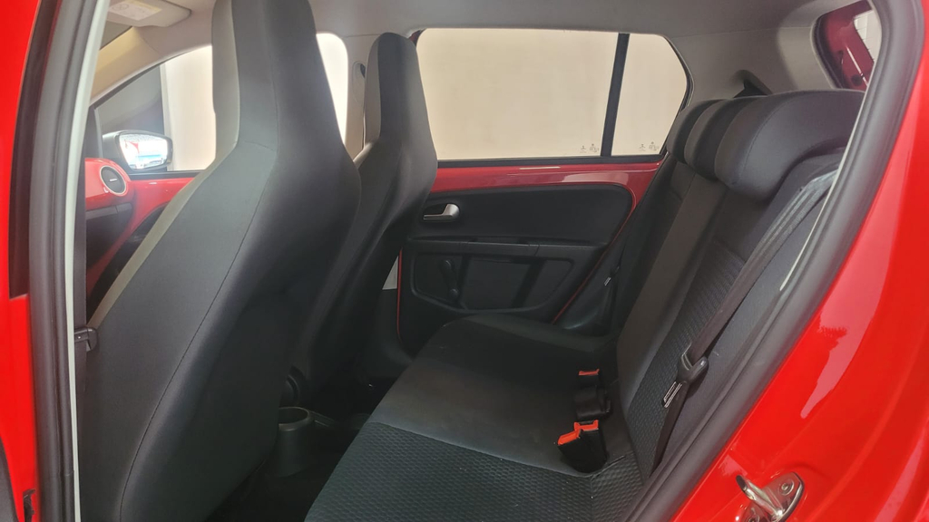 Volkswagen up! cross Vermelho
