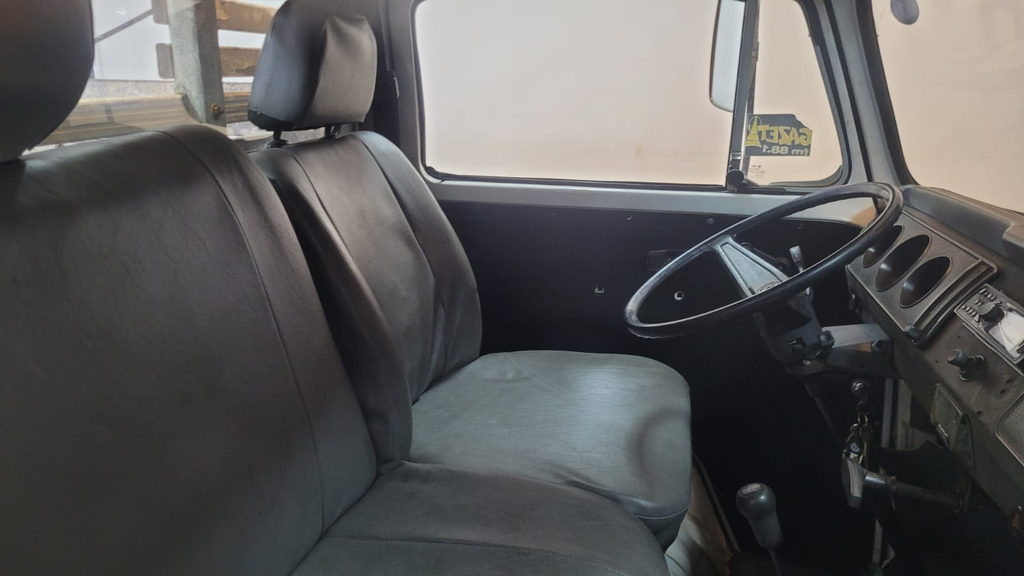 Volkswagen Kombi Pick-Up Branco