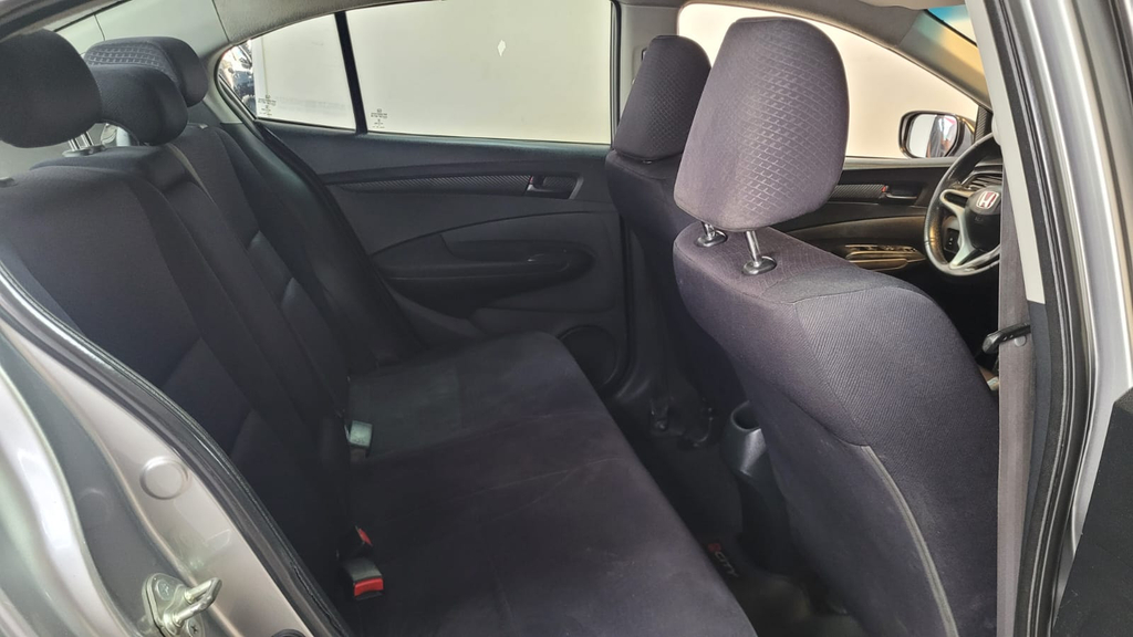 Honda City Cinza