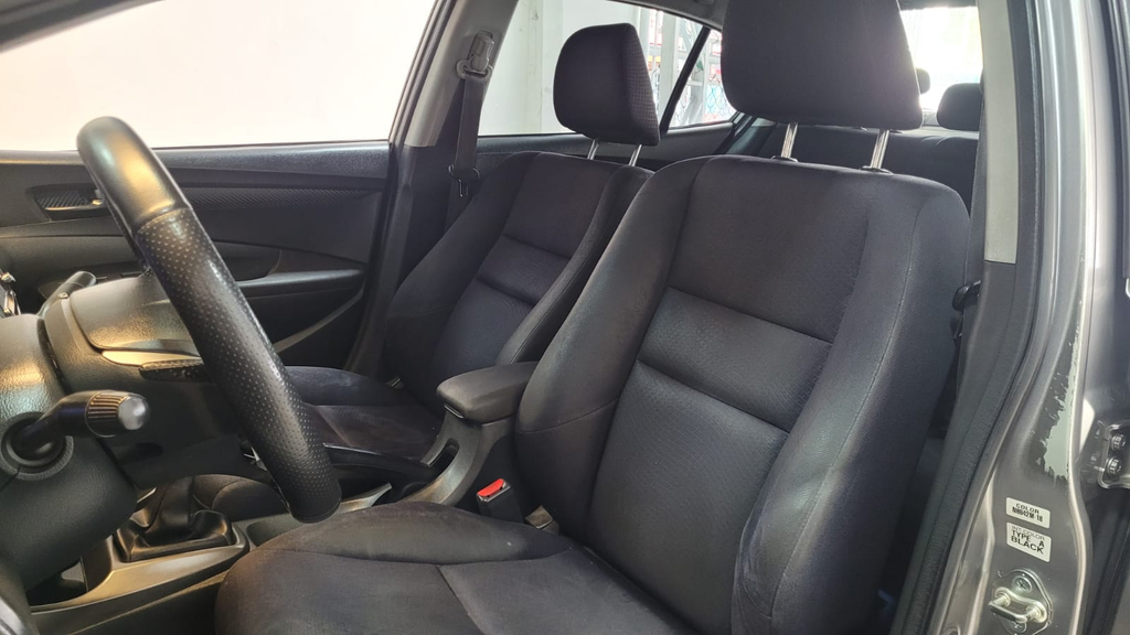 Honda City Cinza