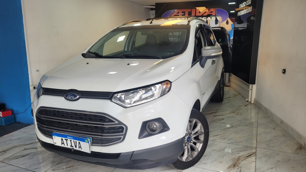 Ford EcoSport Branco