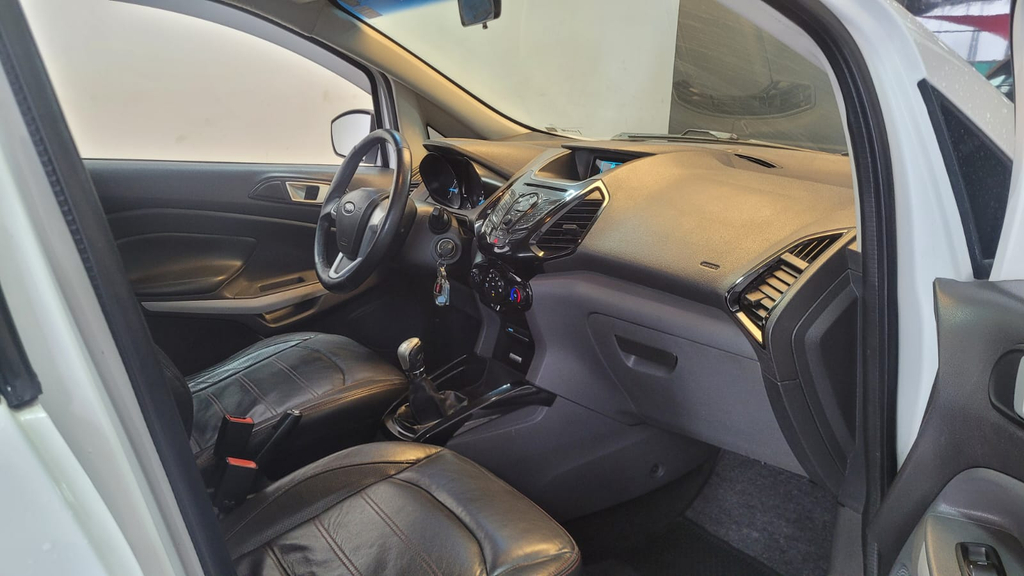 Ford EcoSport Branco