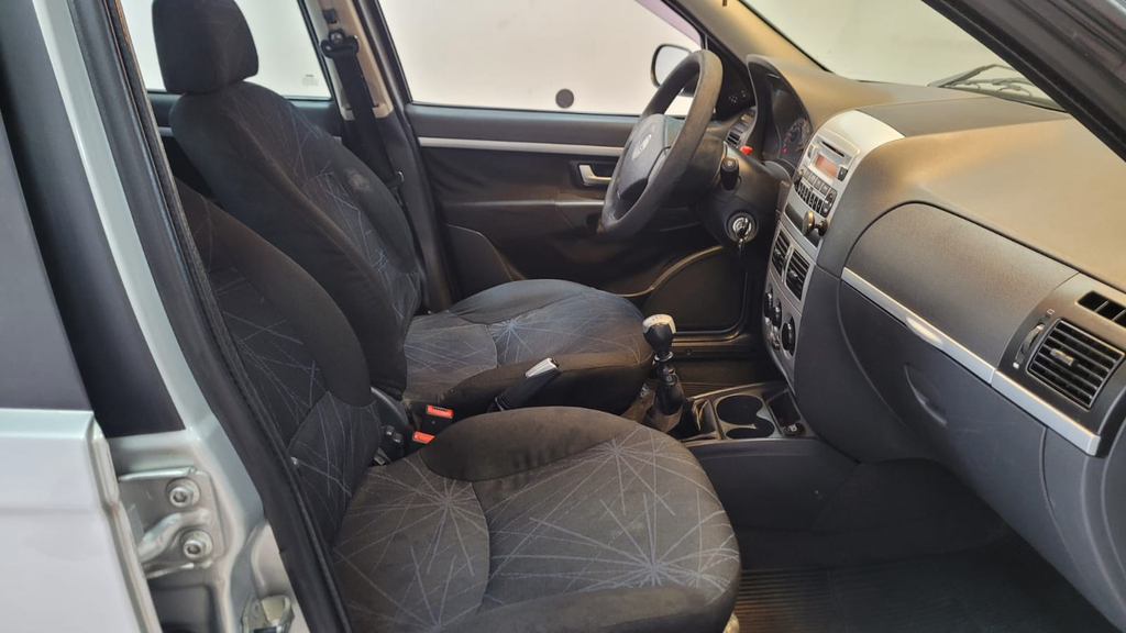 Fiat Palio Weekend Prata