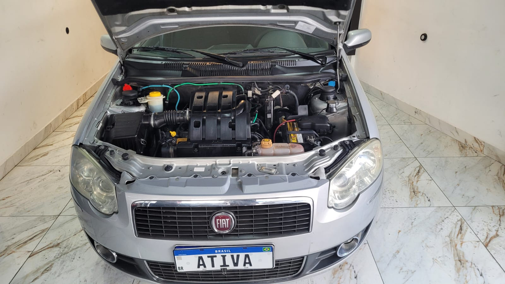Fiat Palio Weekend Prata