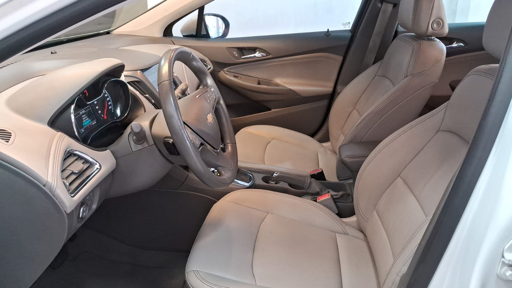 Chevrolet Cruze Sedan Branco