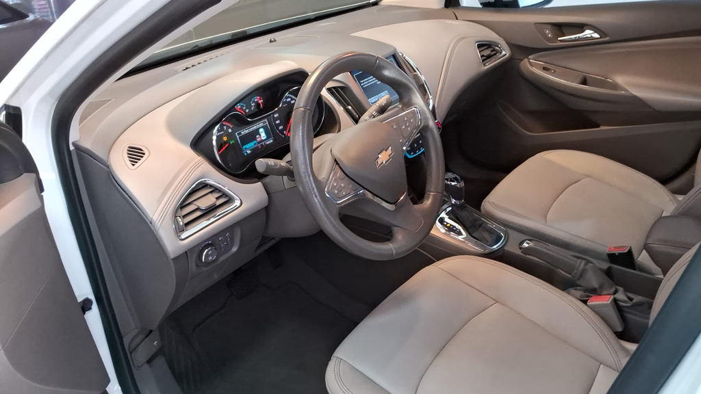 Chevrolet Cruze Sedan Branco