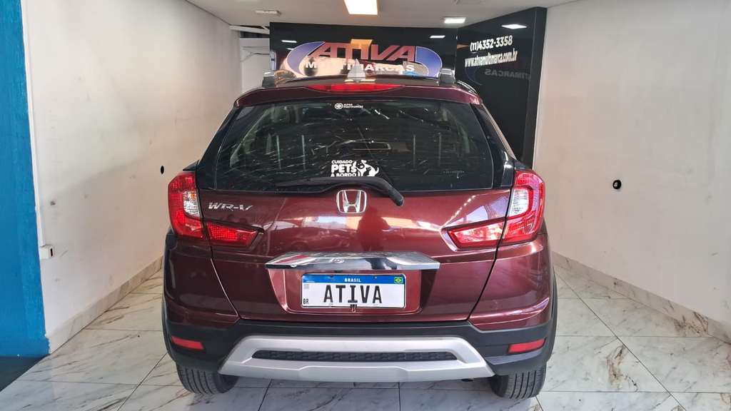 Honda WR-V Vermelho