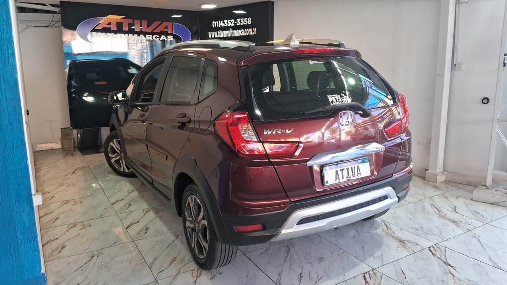 Honda WR-V Vermelho