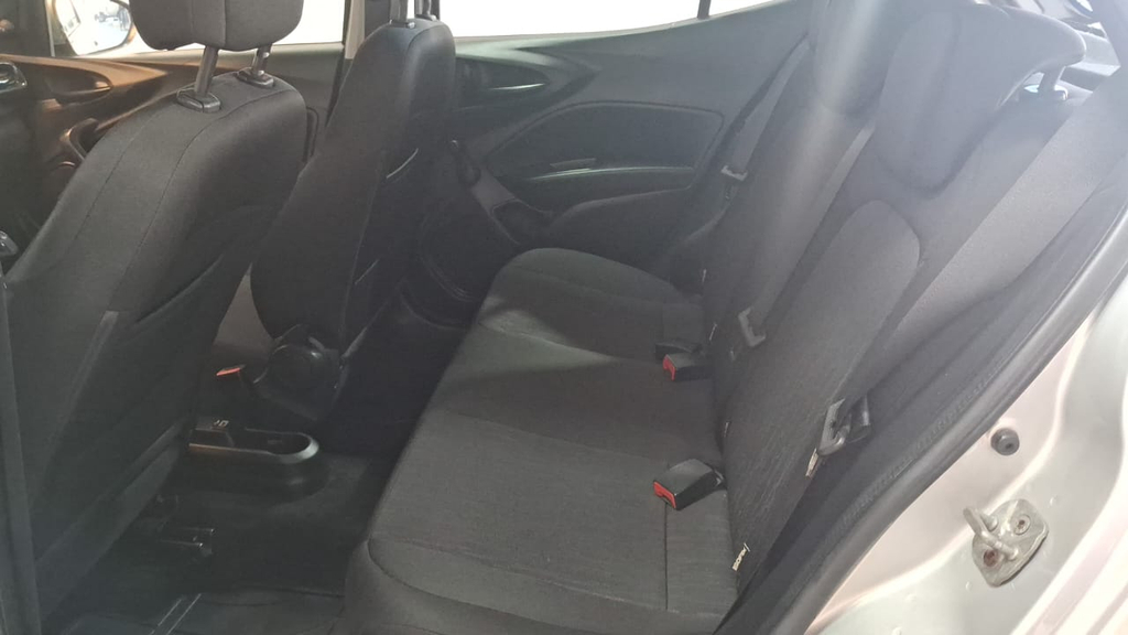 Fiat Argo Prata