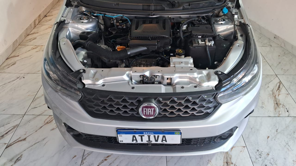 Fiat Argo Prata