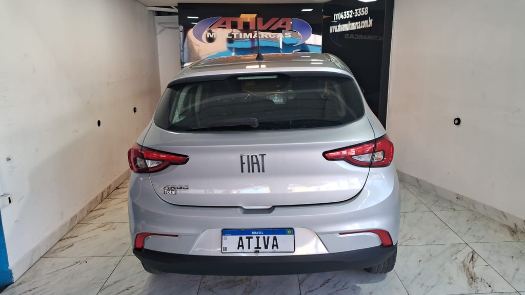 Fiat Argo Prata