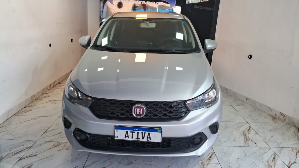 Fiat Argo Prata