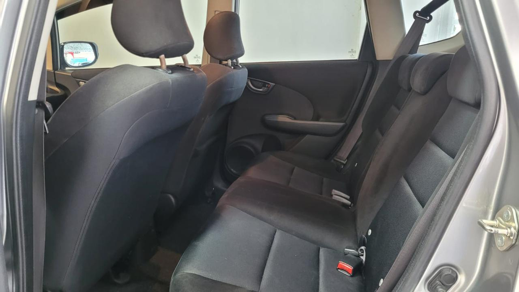 Honda Fit Prata
