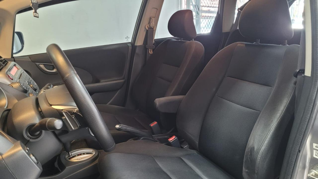 Honda Fit Prata