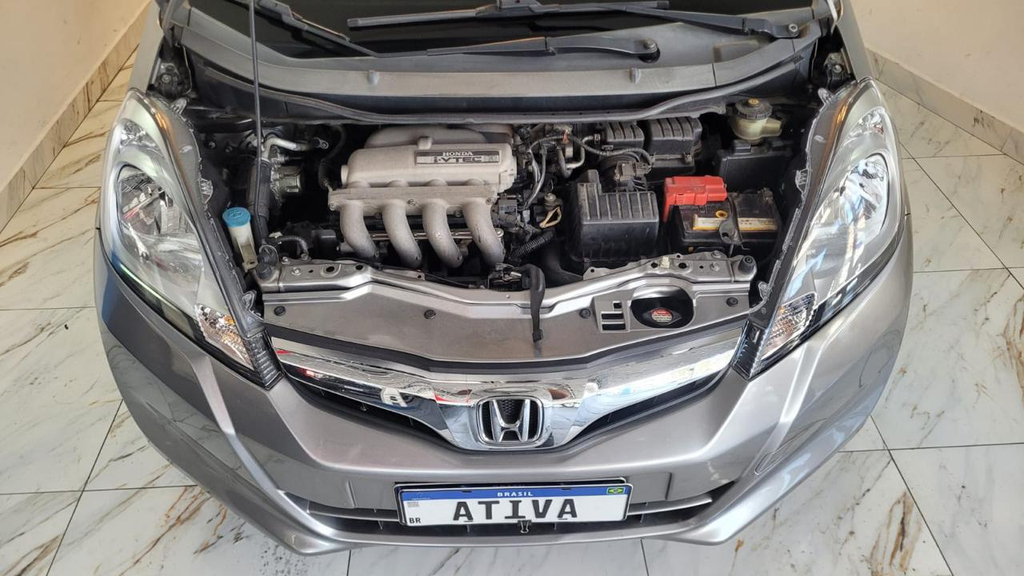 Honda Fit Prata