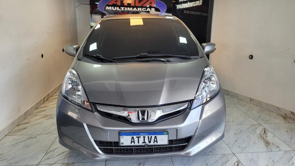Honda Fit Prata