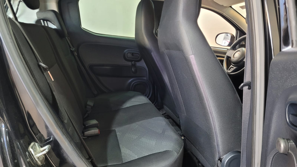 Fiat Mobi Preto
