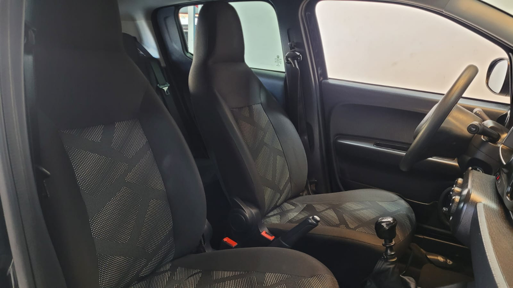 Fiat Mobi Preto