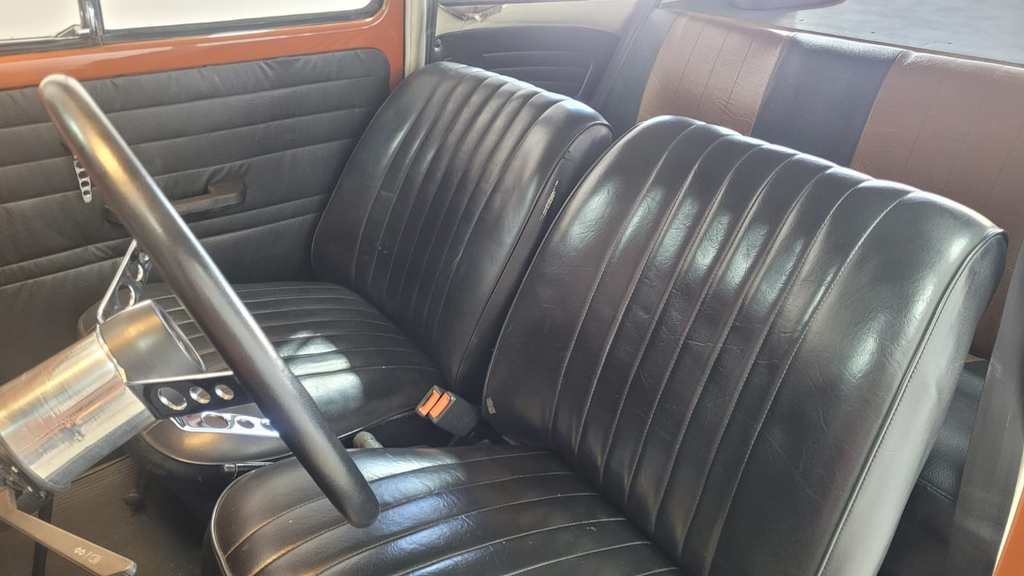 Volkswagen Fusca Marrom