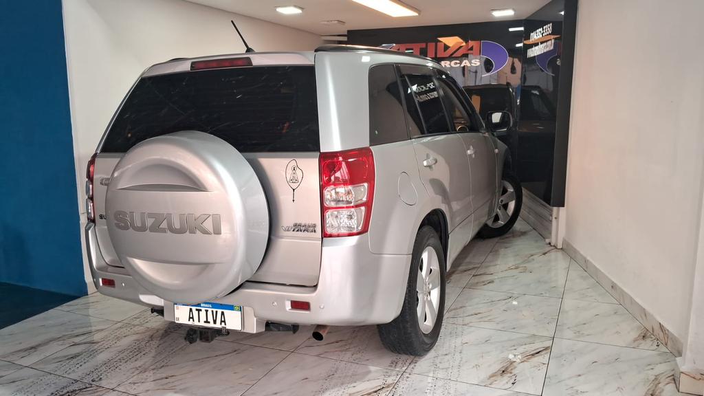 Suzuki Grand Vitara Prata