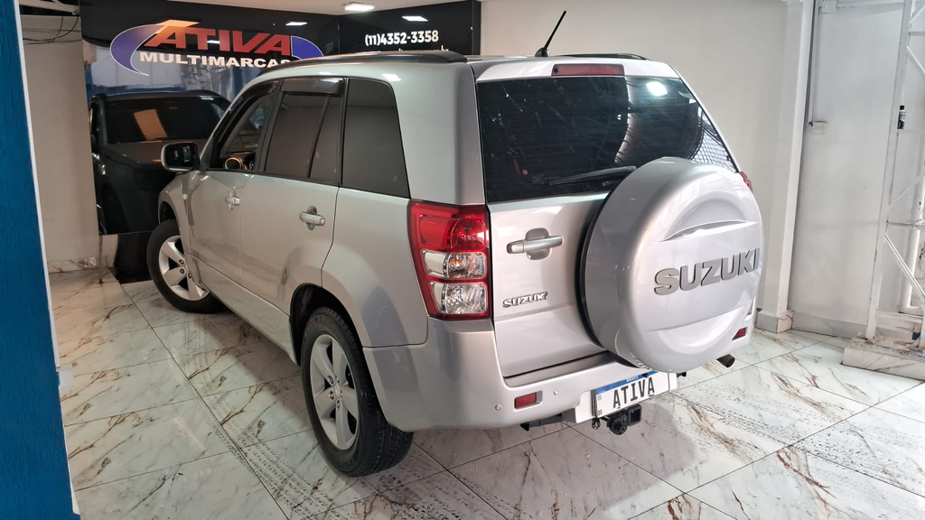 Suzuki Grand Vitara Prata