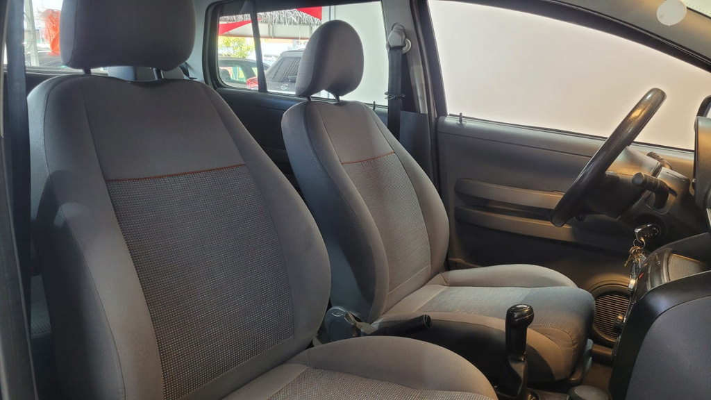 Volkswagen Fox Preto