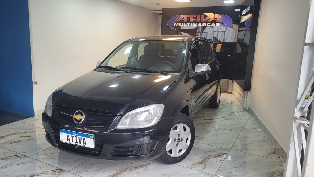 Chevrolet Celta Preto