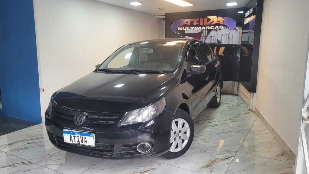 Volkswagen Voyage Preto