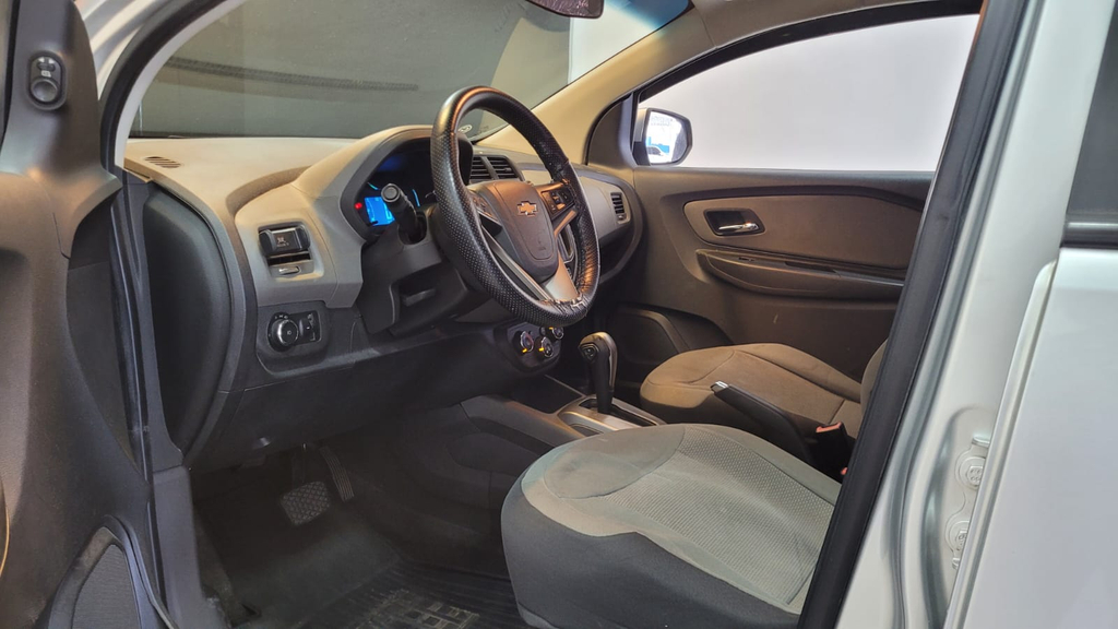 Chevrolet Spin Prata