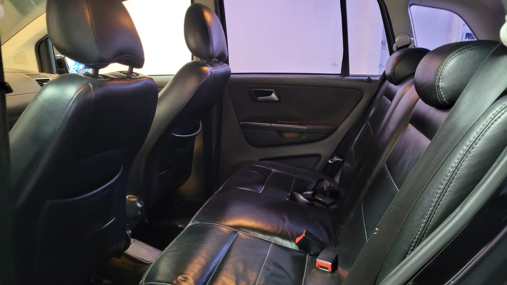 Volkswagen SpaceFox Preto