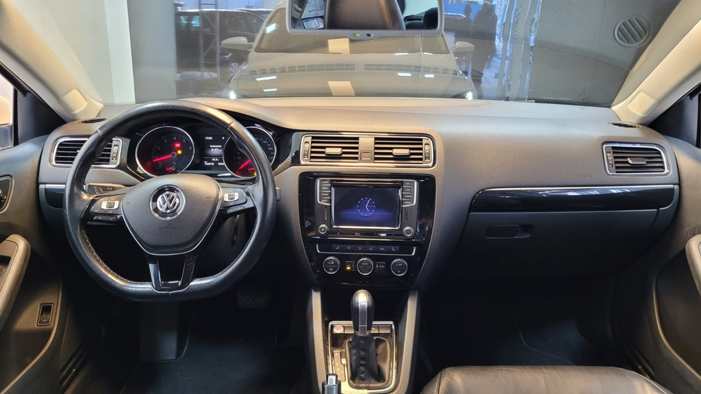 Volkswagen Jetta Branco