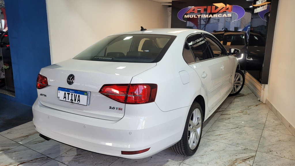 Volkswagen Jetta Branco