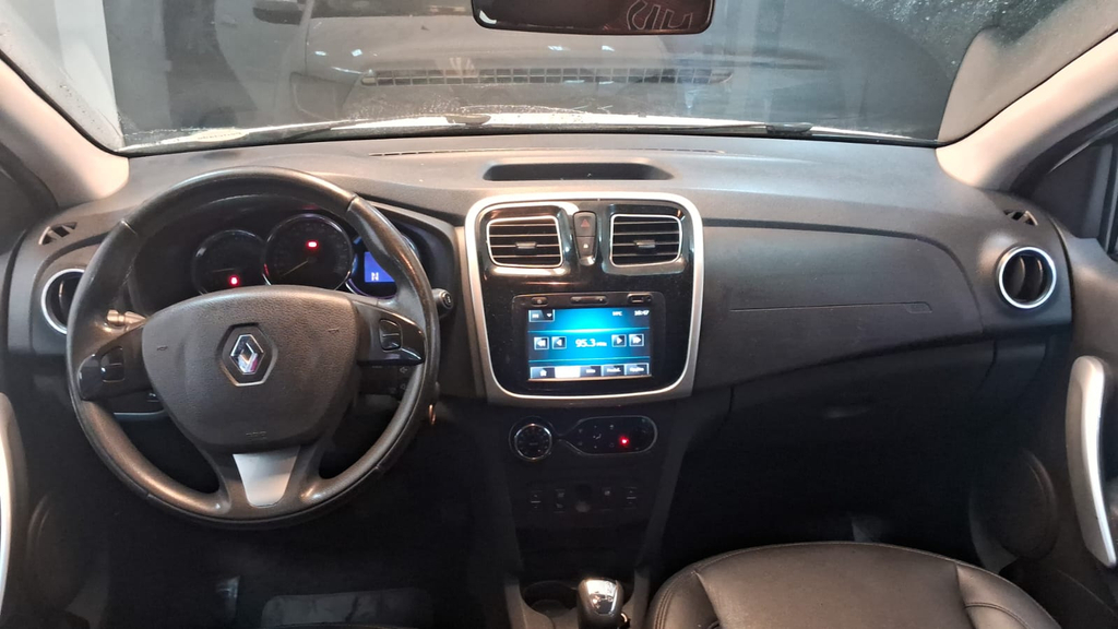 Renault Sandero Branco
