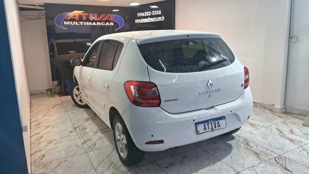 Renault Sandero Branco