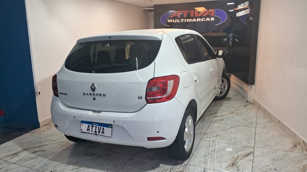 Renault Sandero Branco