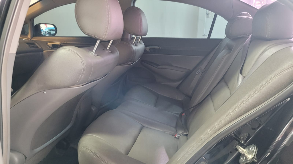 Honda Civic Preto