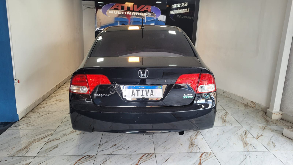 Honda Civic Preto