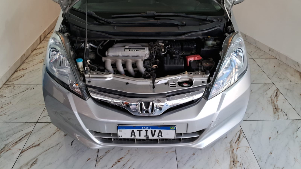 Honda Fit Prata