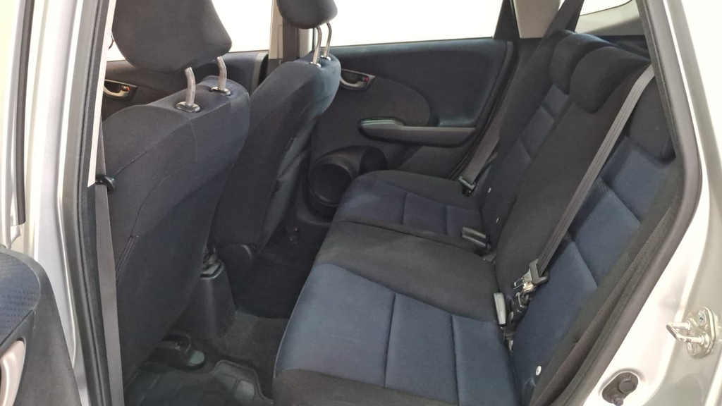 Honda Fit Prata