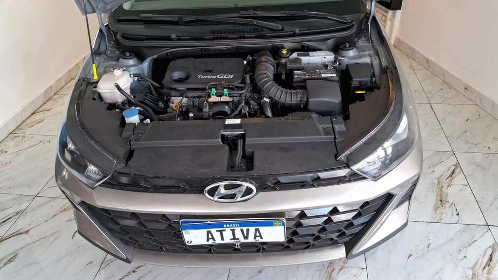 Hyundai HB20S Cinza